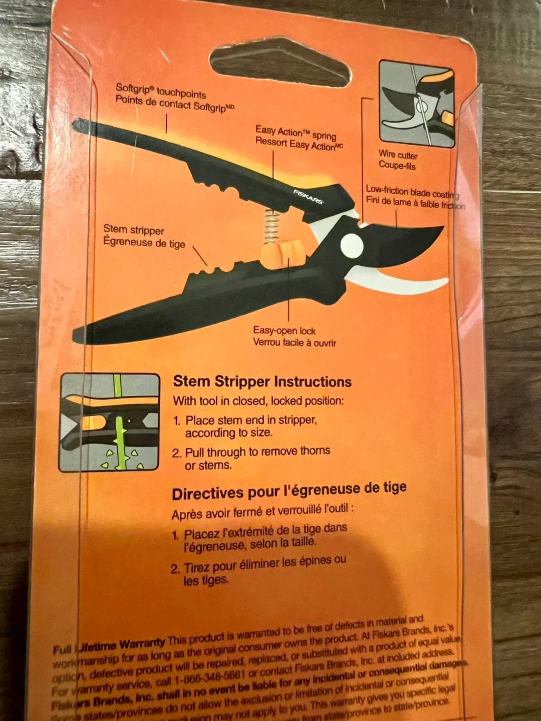 New Fiskars Floral Pruner - Light Floral Pruning image indicator(3)