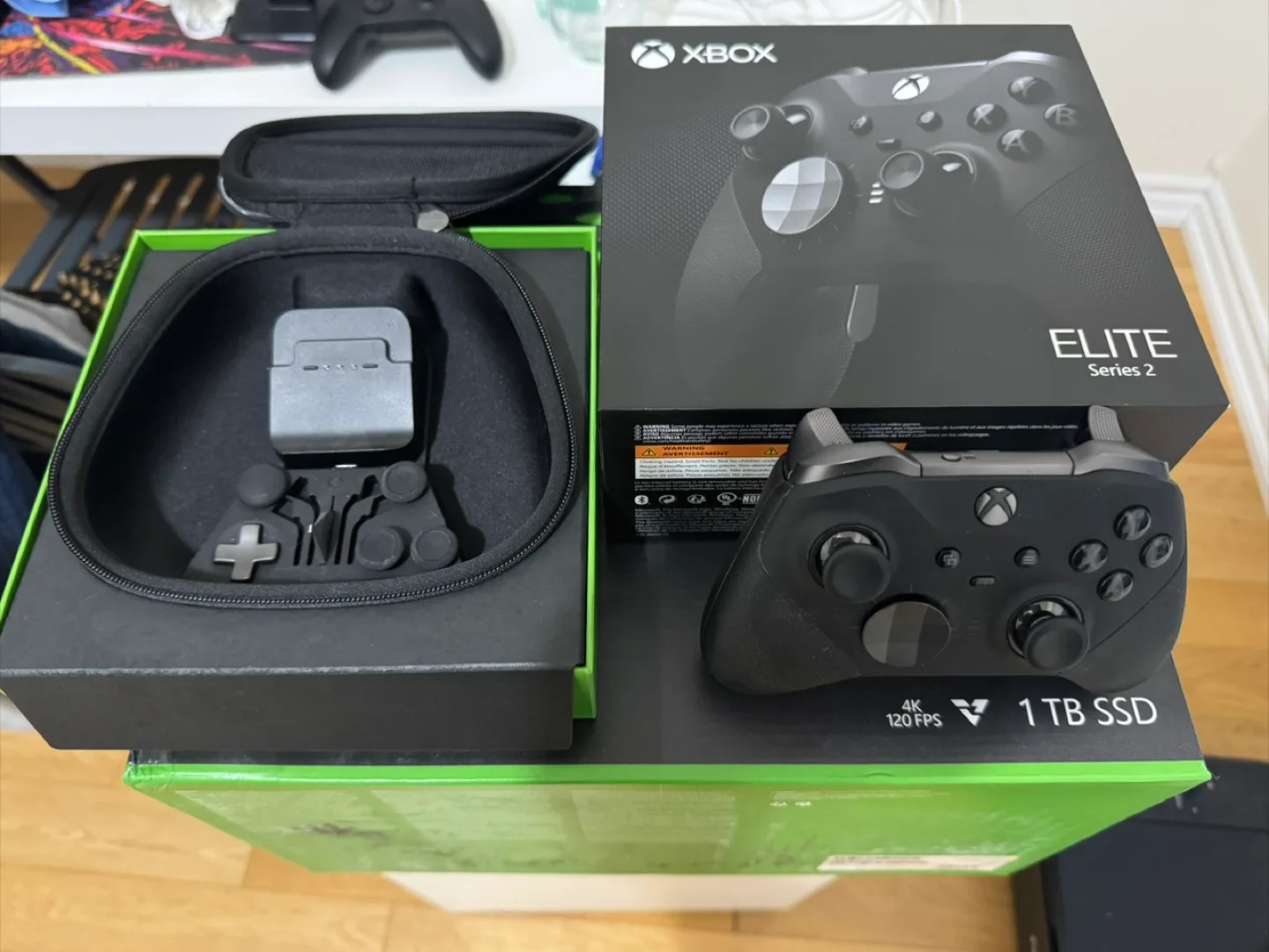 Xbox Elite Series 2 Controller w/ Case thumbnail