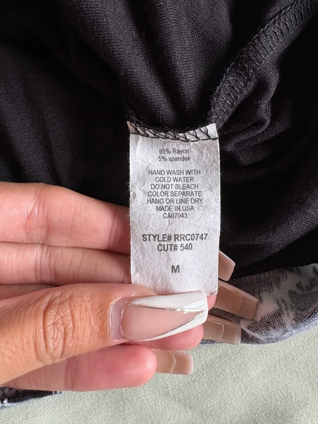 Black & White Patterned Skirt - Size Medium image indicator(2)