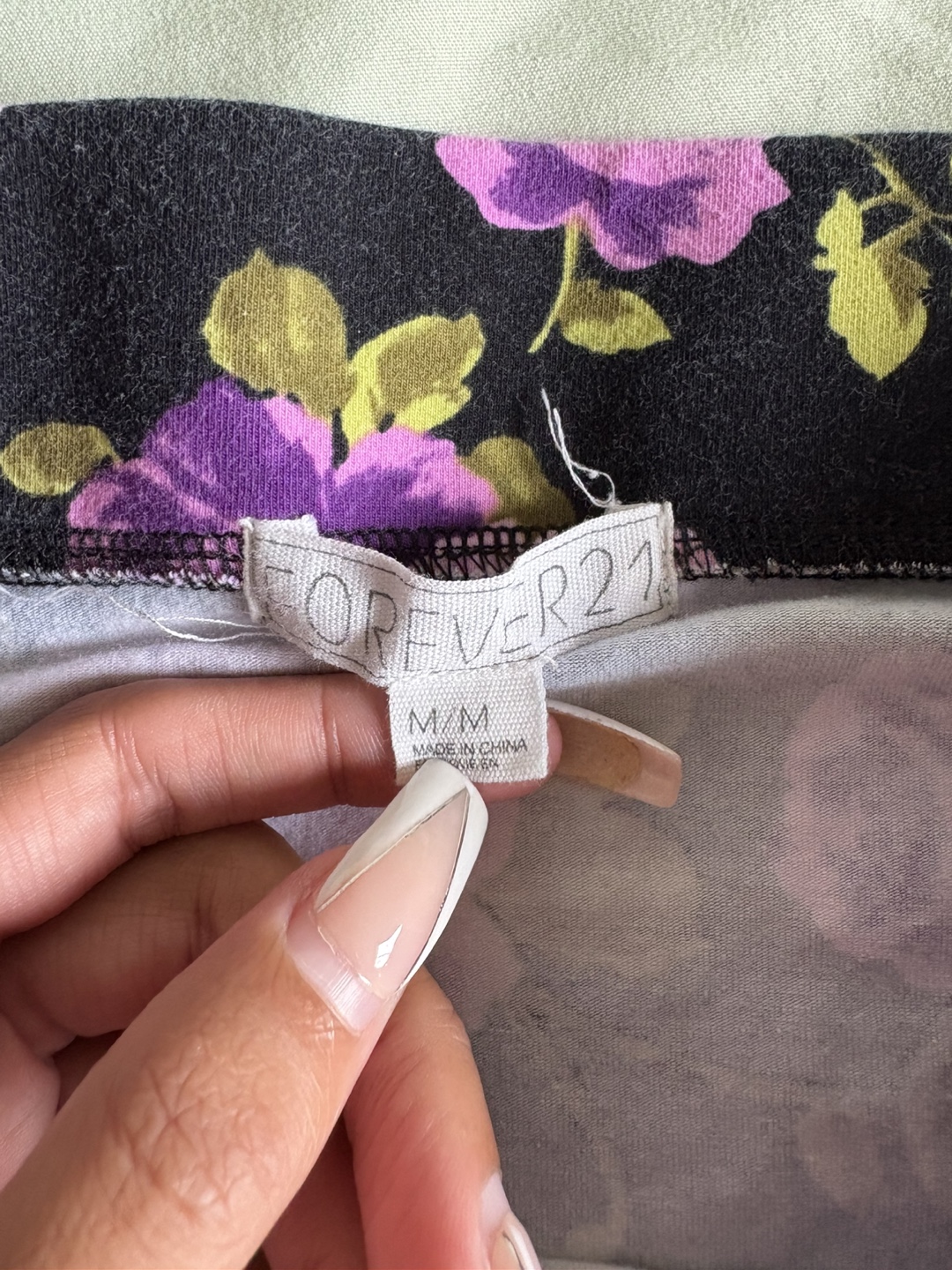 Forever 21 Floral Mini Skirt - Size Medium - photo 2