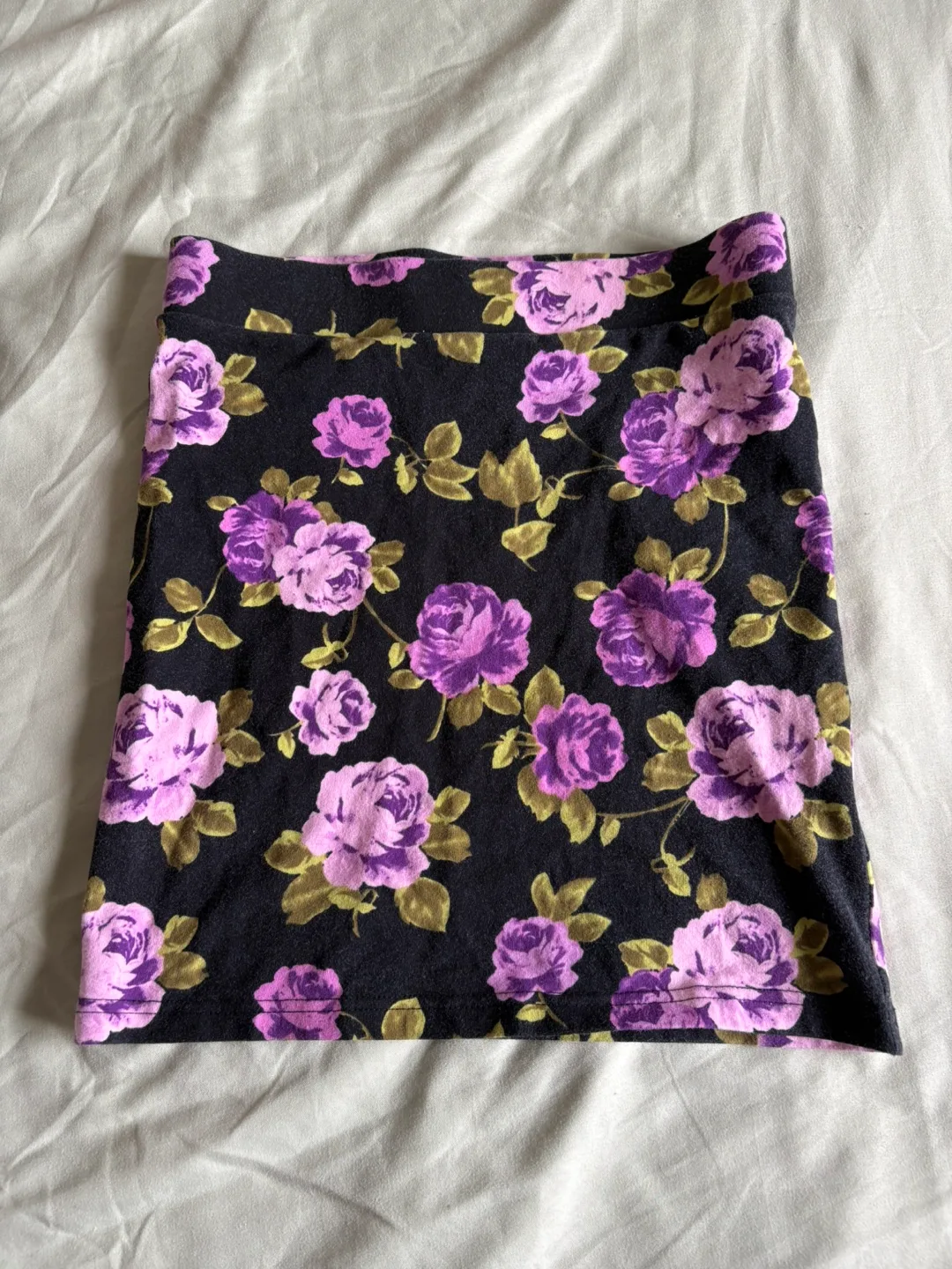 Forever 21 Floral Mini Skirt - Size Medium thumbnail