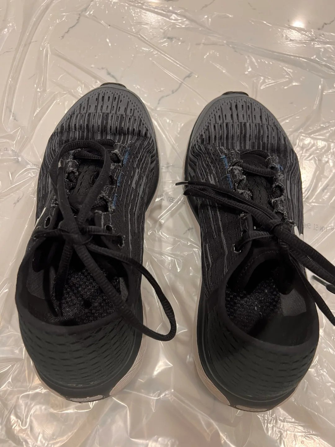 Womens Under Armour Runners Size 7 image indicator(7)