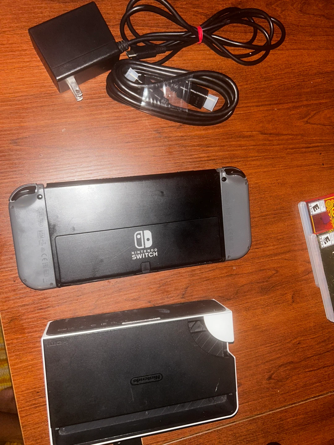 Nintendo Switch OLED - photo 2