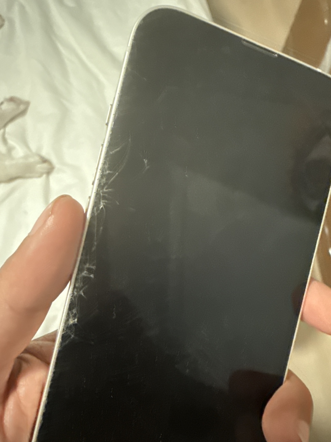 iPhone 14 128GB White - Fully Functional with Cracked Screen - photo 3