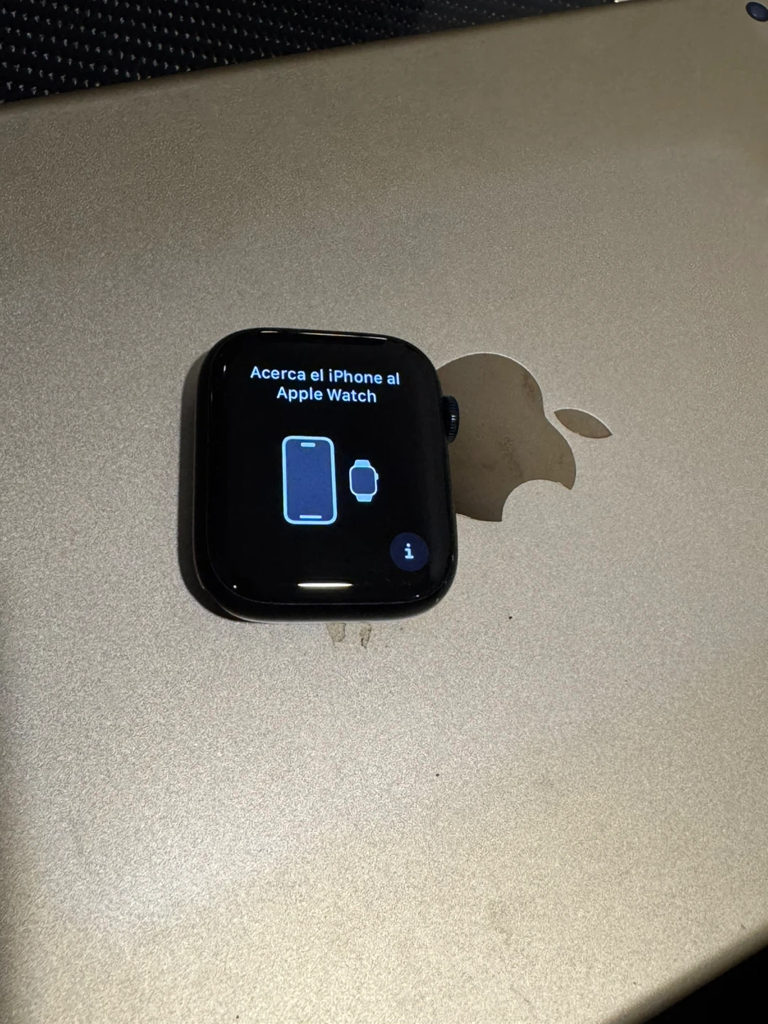 Apple Watch Series 8 45mm Aluminum Case - photo 2