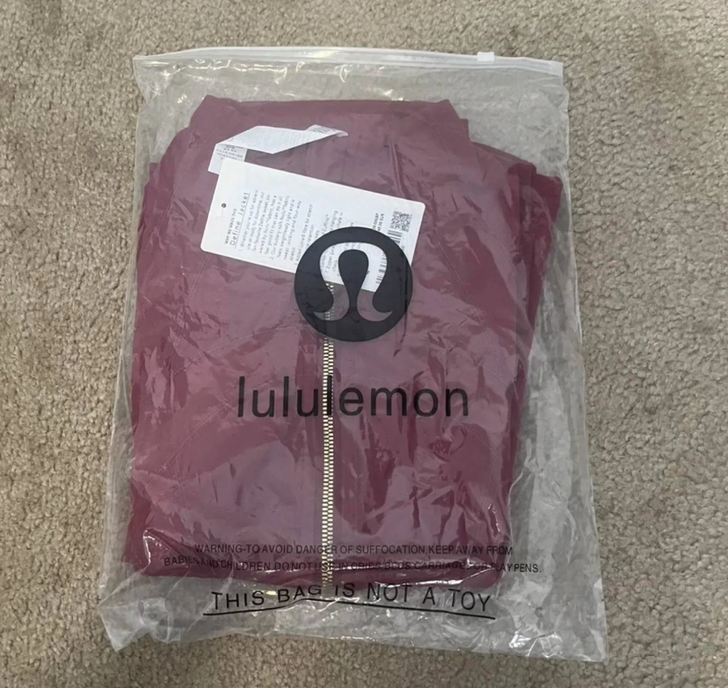 Lululemon Define Jacket Burgundy Women’s - All Sizes image indicator(4)