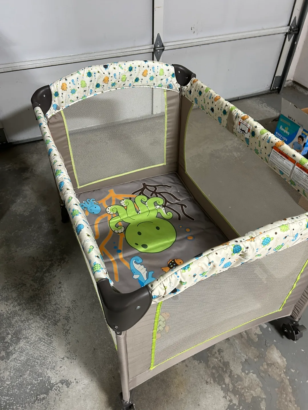 Baby Trend Playard - Excellent Condition! image indicator(2)