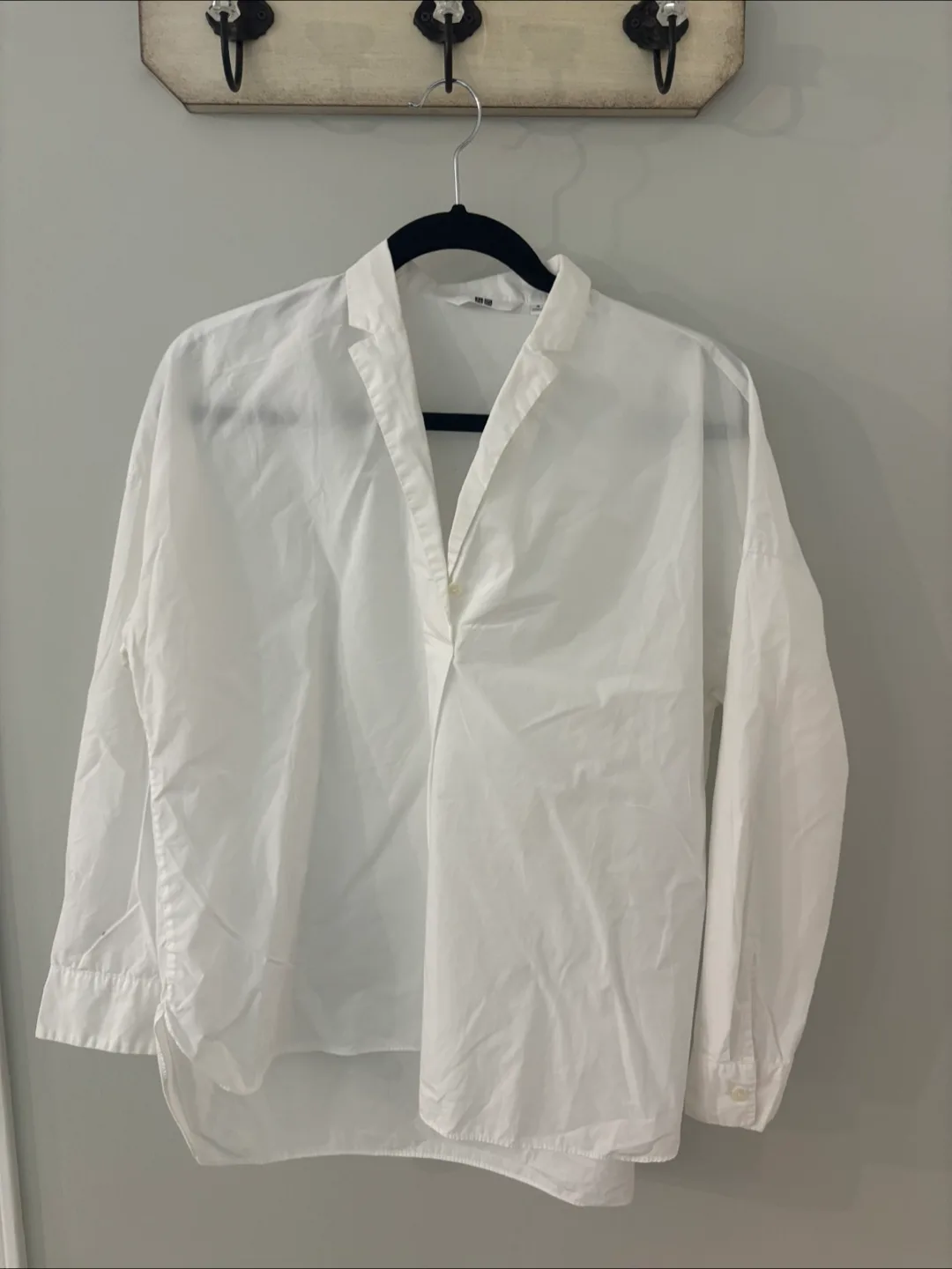 Uniqlo White Blouse - Size M thumbnail
