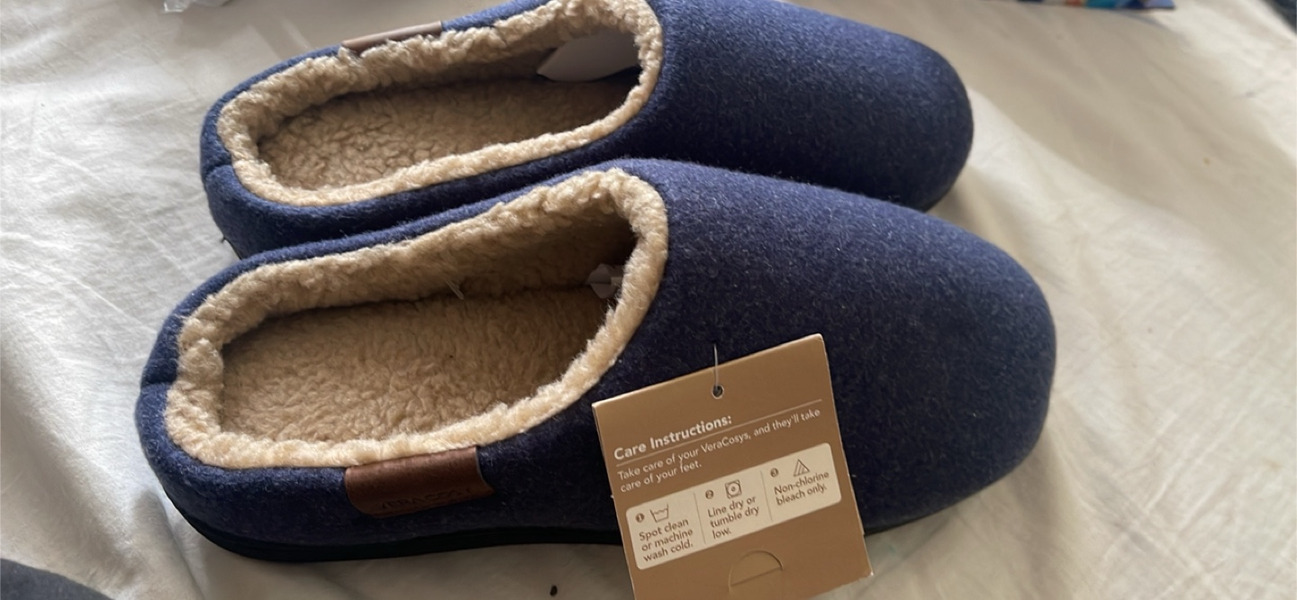 VeraCosy Men's Fuzzy Slippers - Dark Indigo Blue, US 7-8