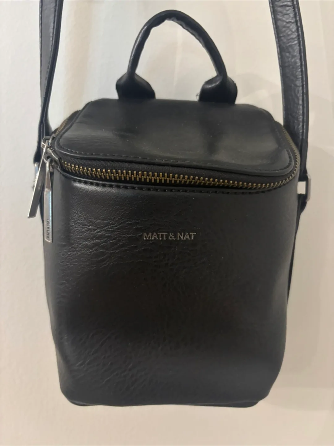 Matt & Nat Black Cube Crossbody Bag thumbnail