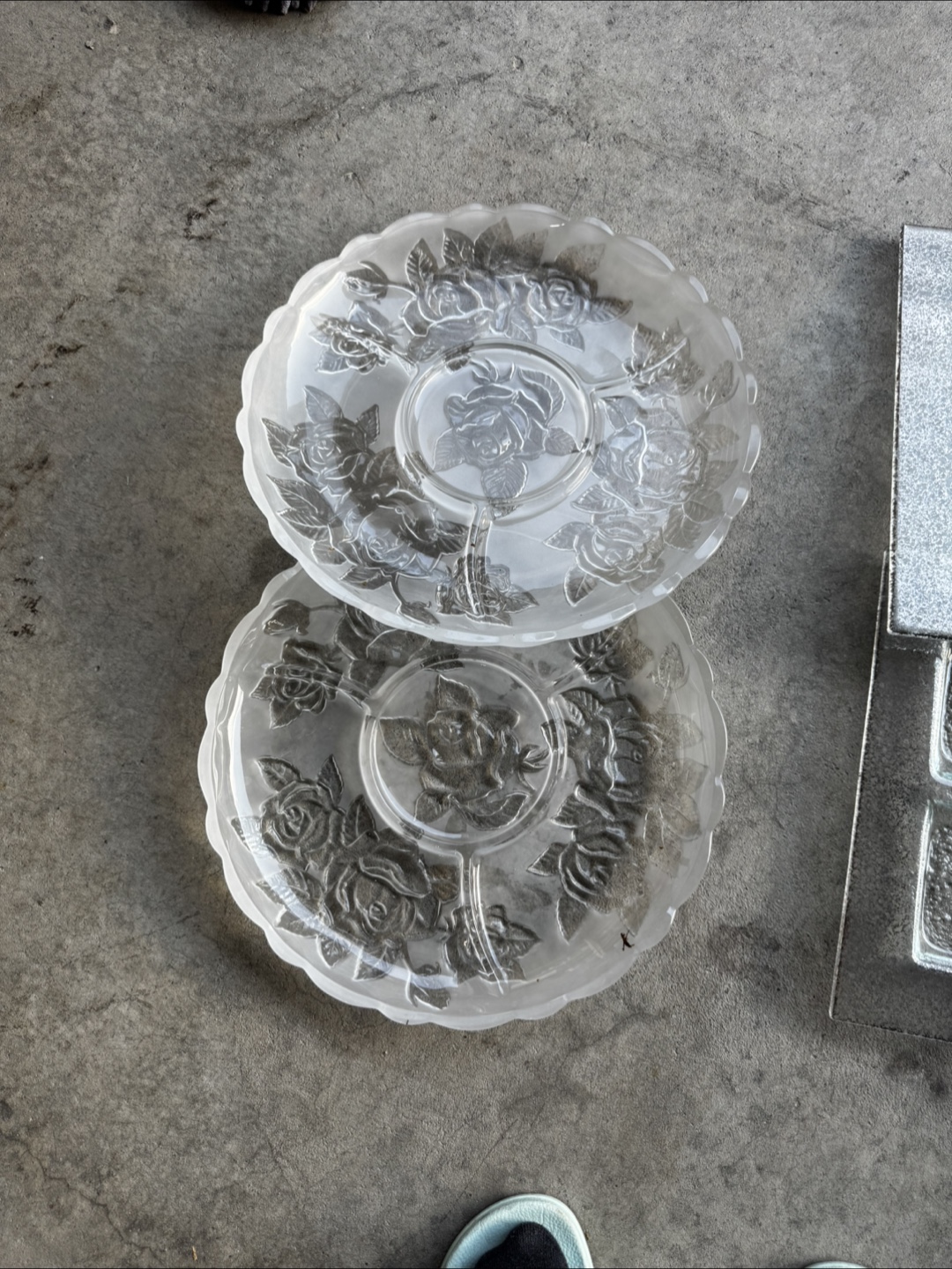 Decorative Glass Serving Dishes