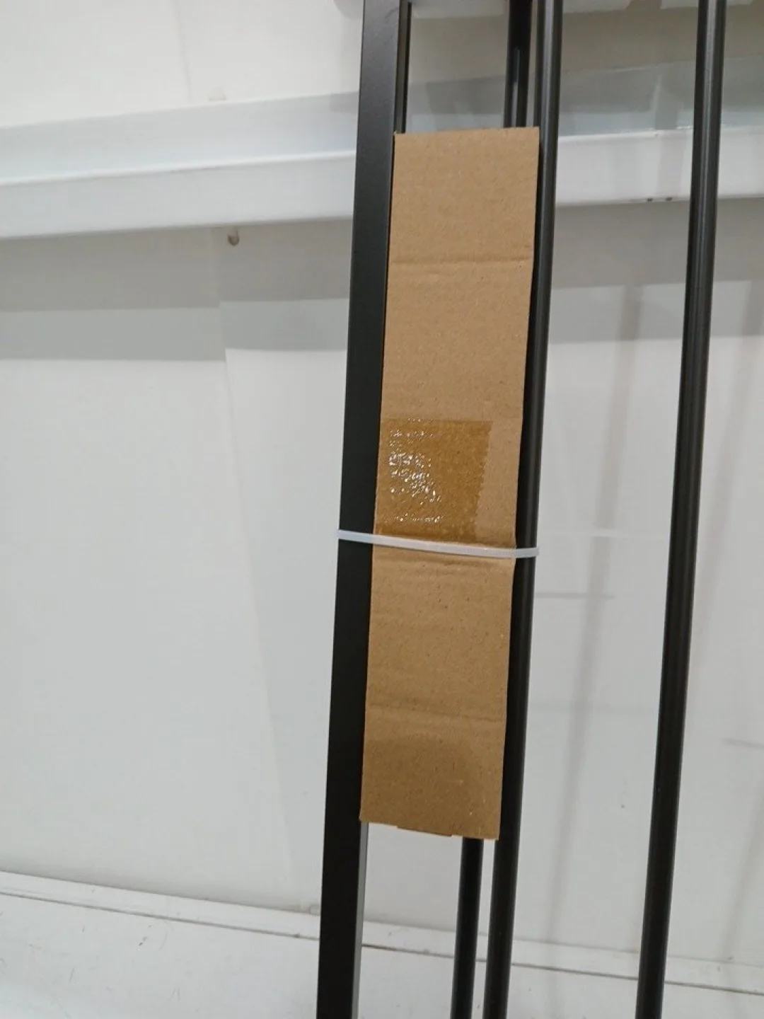 REGALO EASY STEP ARCHED DECOR SAFETY GATE image indicator(3)