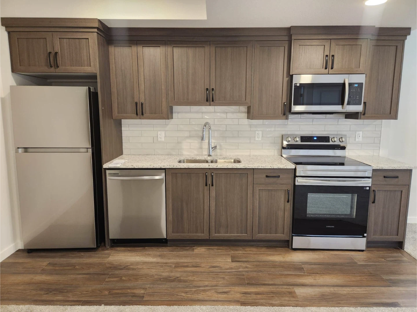 Brand new 2 bedroom basement apartment - photo 3