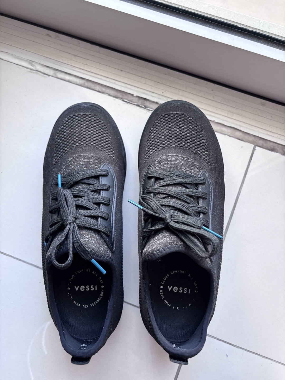 Vessi Waterproof Men’s Weekend Black Sneakers - Size US 10