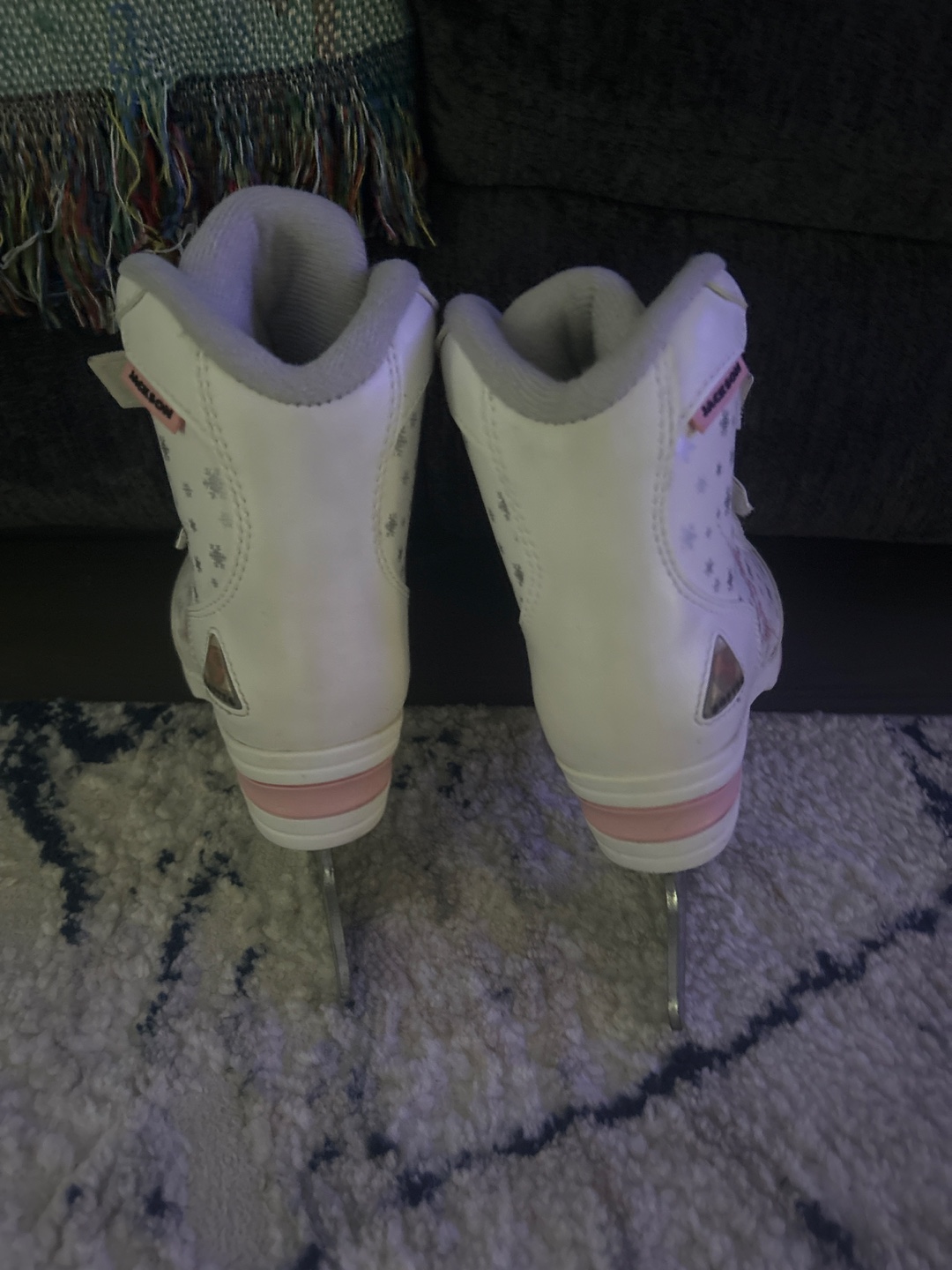 Jackson White Figure Skates - Size 13.5 Junior - photo 4