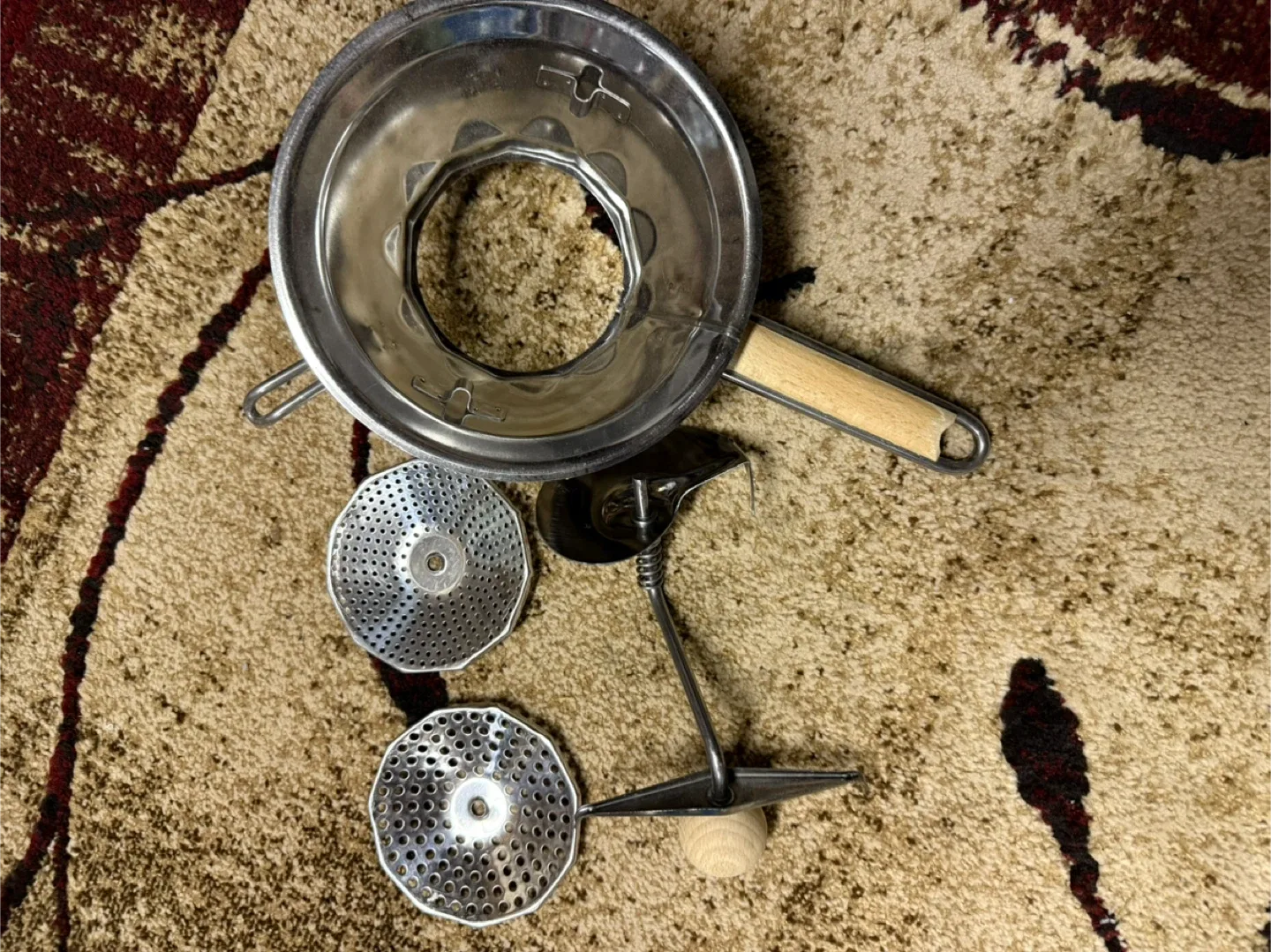 Food Mill with Wooden Handle🥕 image indicator(3)