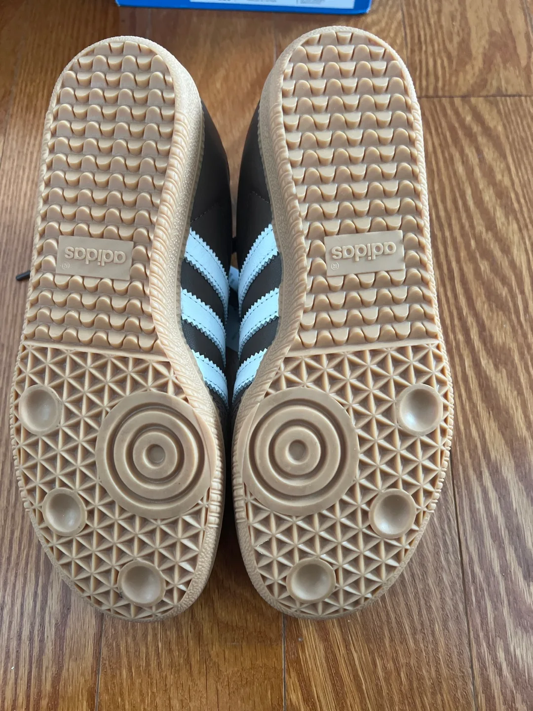 NWT Adidas Samba Earth Brown / GUM Leather Shoes image indicator(5)