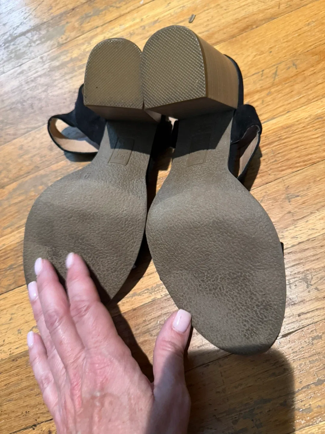 Brash Black Heeled Sandals - Size 9 image indicator(3)