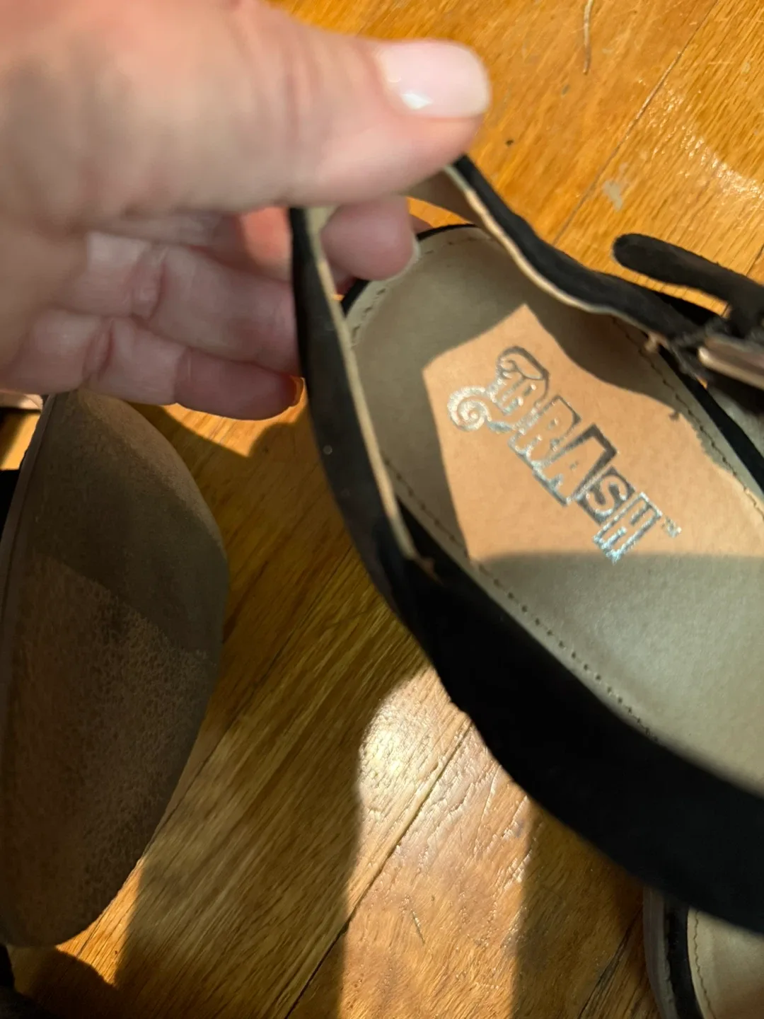 Brash Black Heeled Sandals - Size 9 image indicator(5)