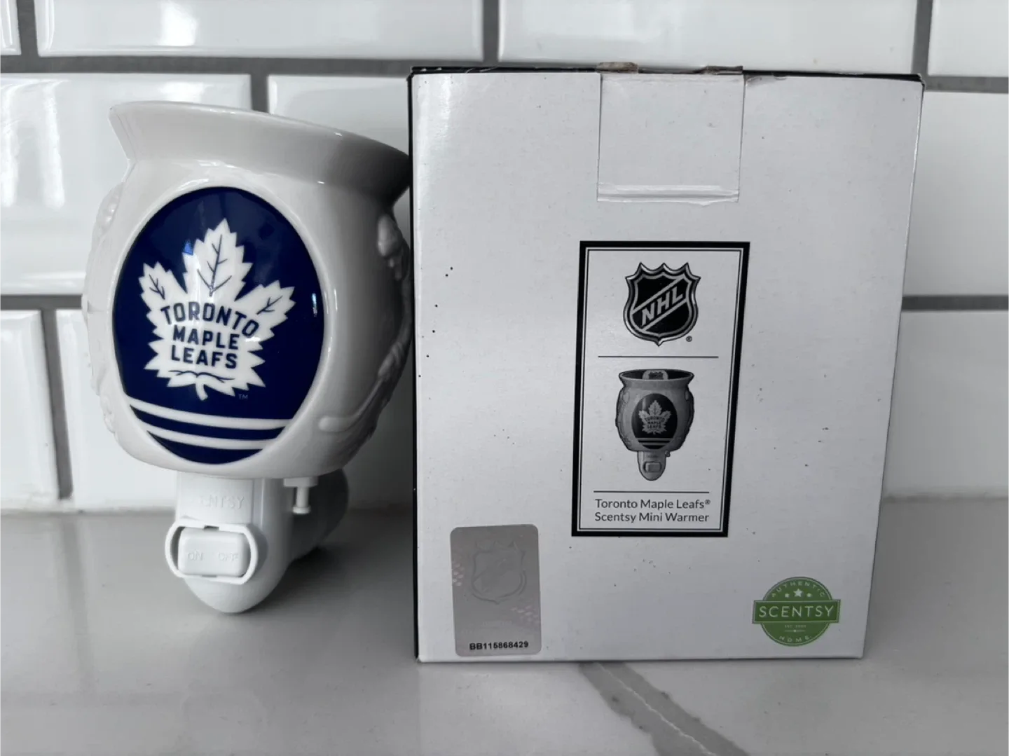 Toronto Maple Leafs Scentsy Mini Warmer