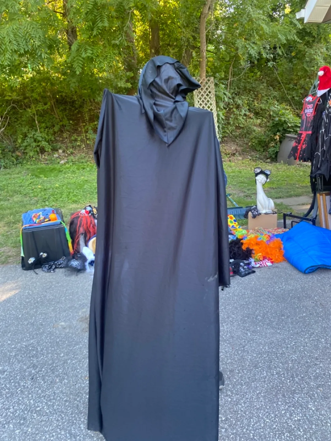 Halloween Costume - Black Cape with Necklace image indicator(3)
