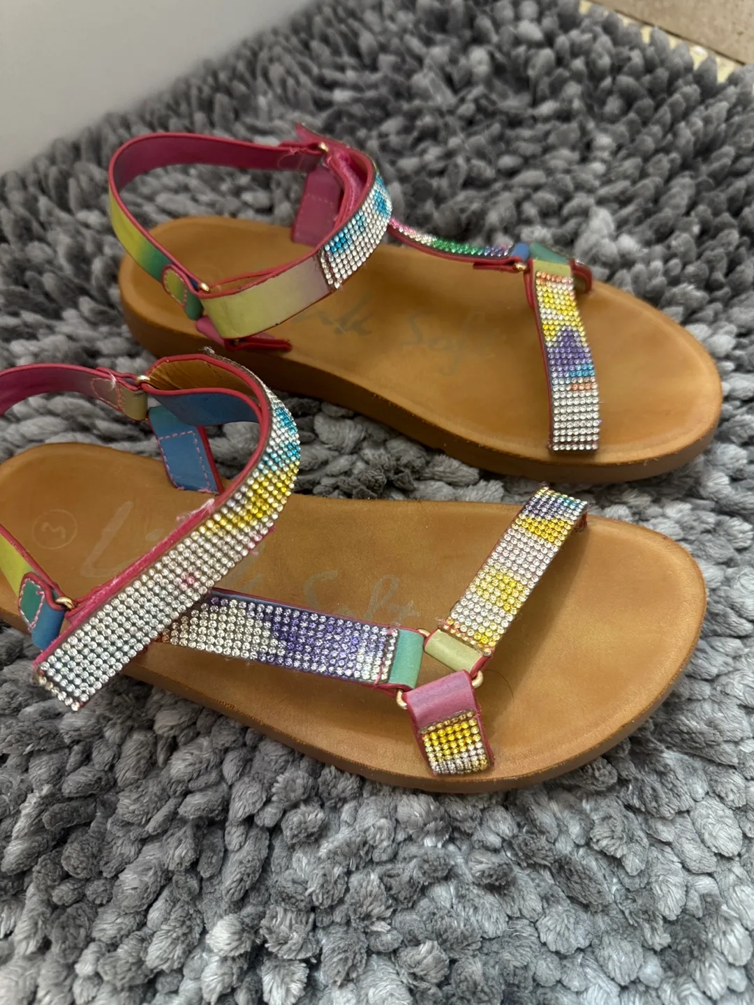 Lilies & Soft Sandals Size 3 thumbnail
