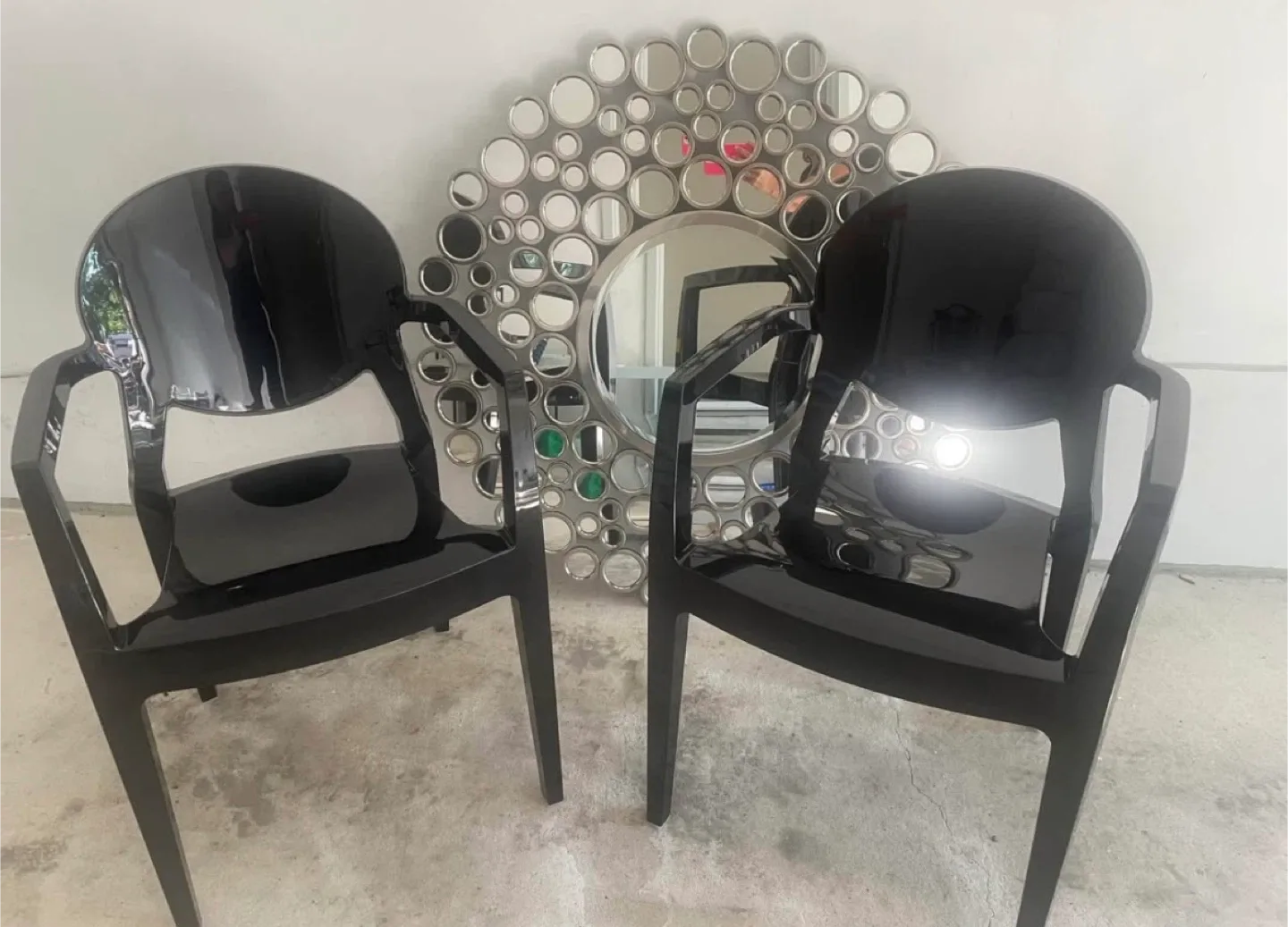 Modern Black Armchair thumbnail