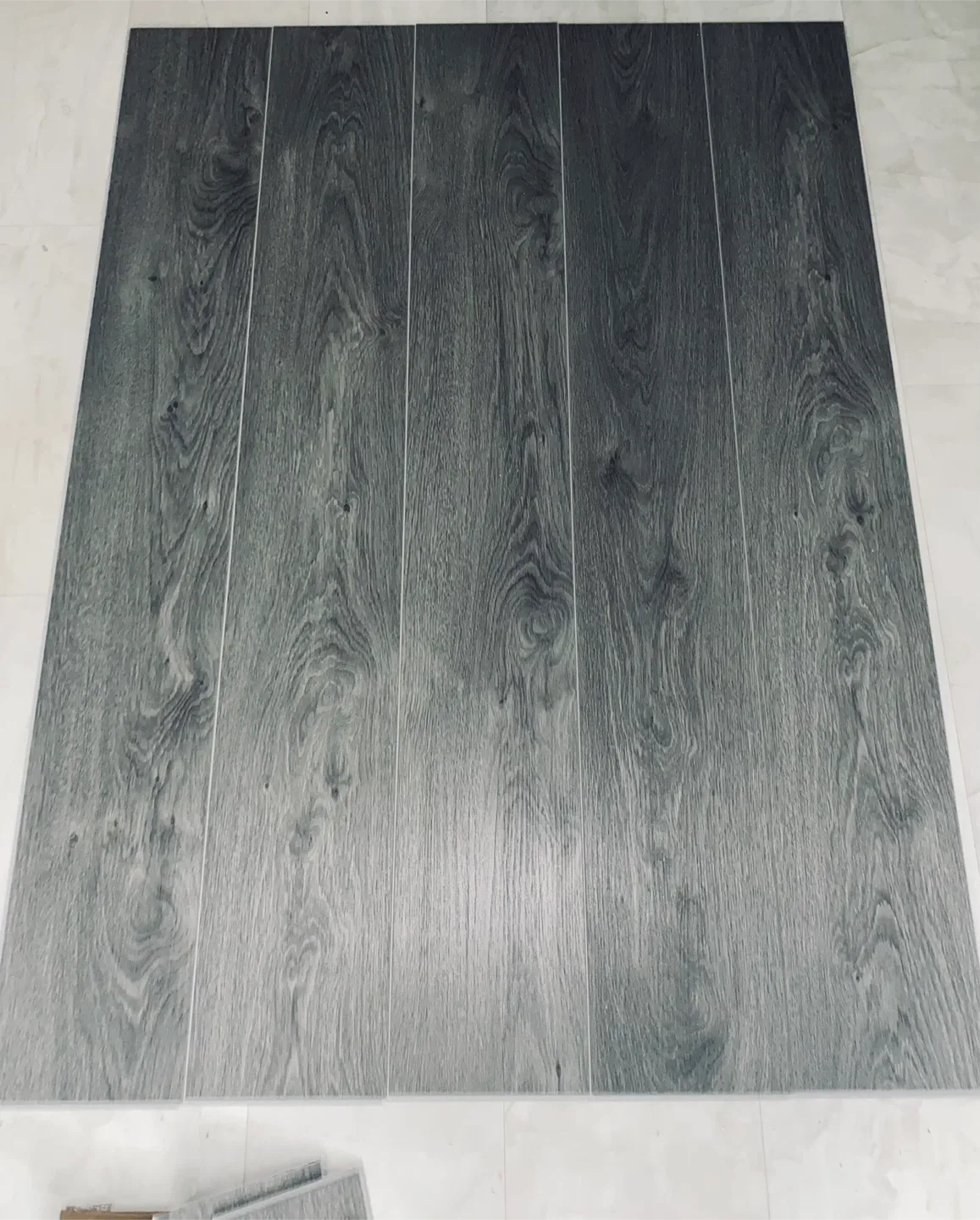 Extra vinyl Flooring (see all photos for details) image indicator(5)