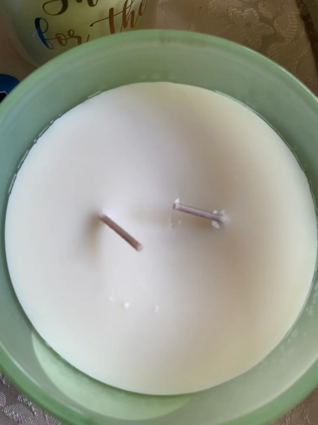 Earth Angel Kindness Vanilla Scented Candle image indicator(2)