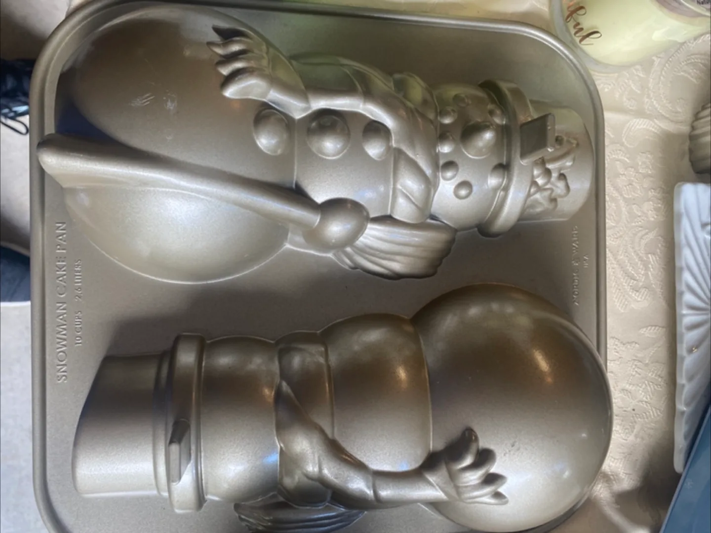 Nordic Ware Snowman Cake Pan thumbnail