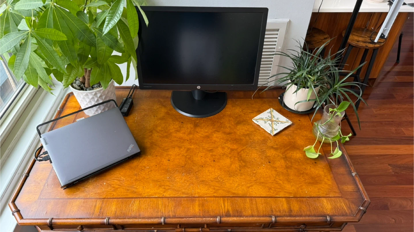 Wooden Desk – Bamboo & Belle Époque Style – $300 - photo 3