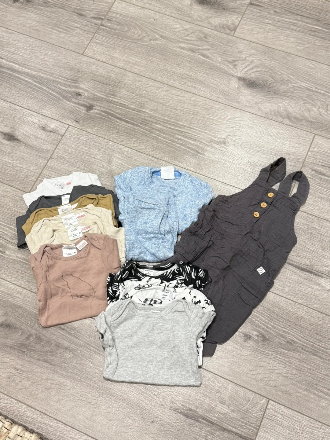 0-3 months clothing bundle thumbnail