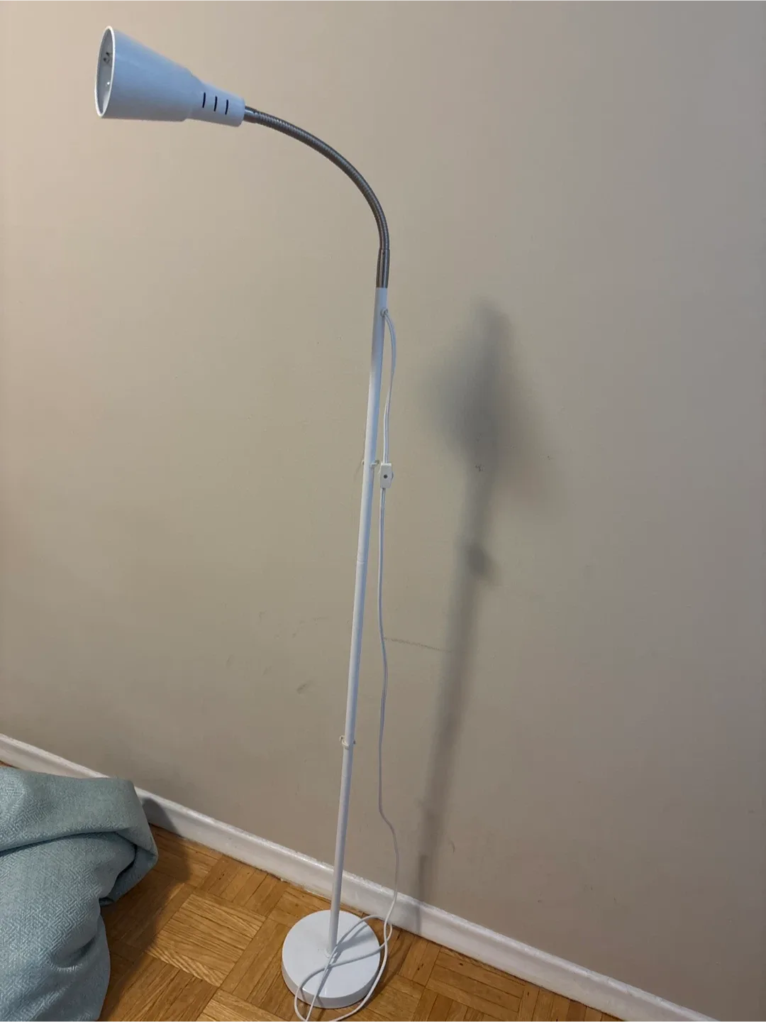 Floor Lamp - White thumbnail