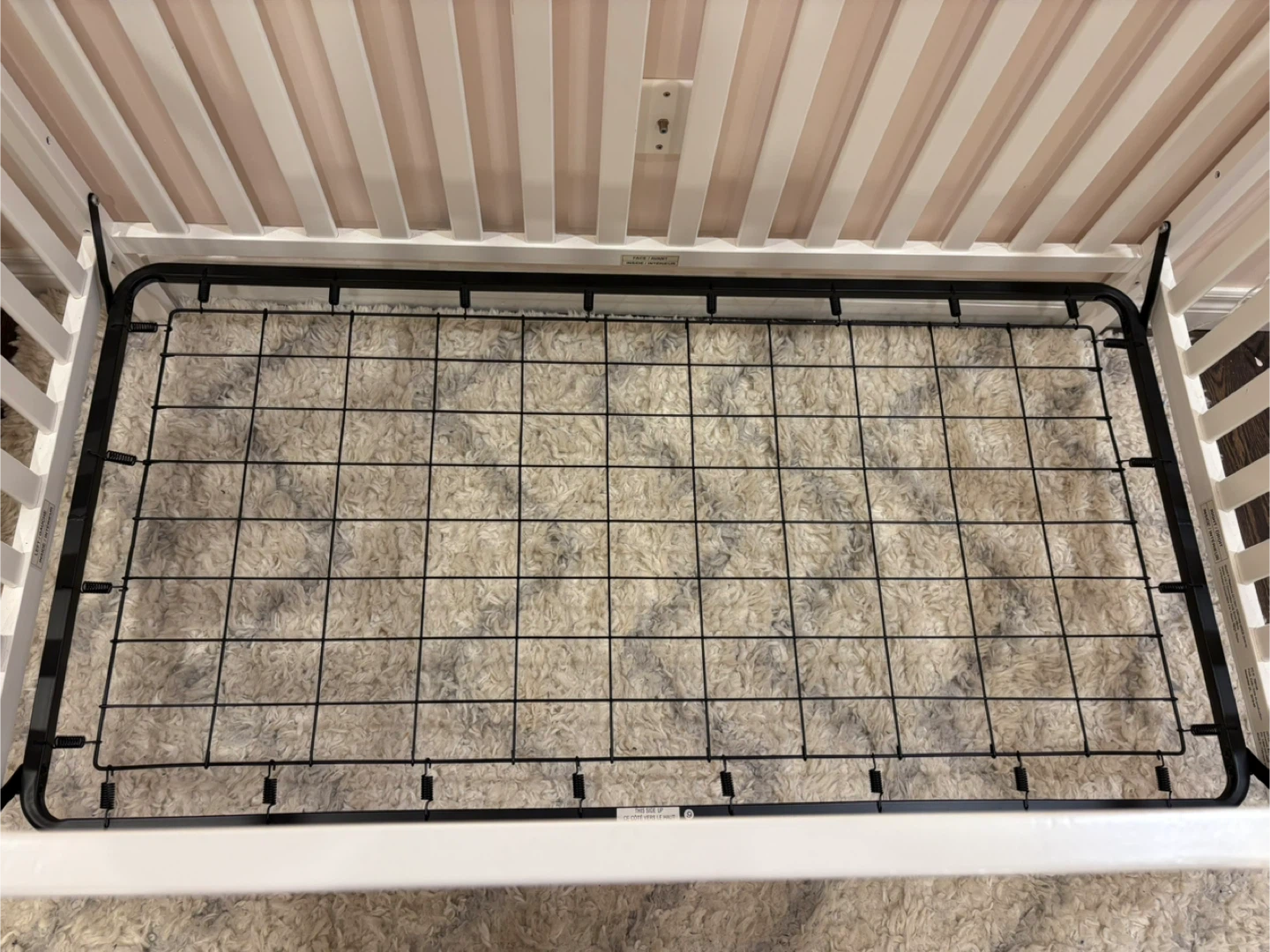 2 White Baby Crib Available - photo 2