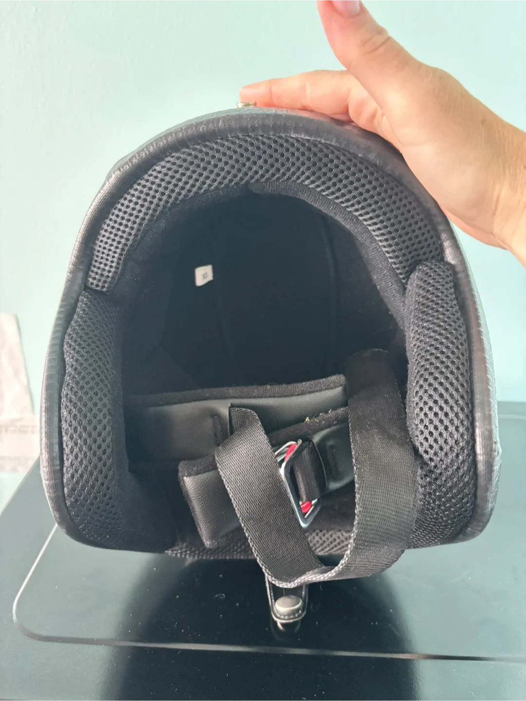 DOT Motorcycle Helmet - Black & Silver image indicator(6)