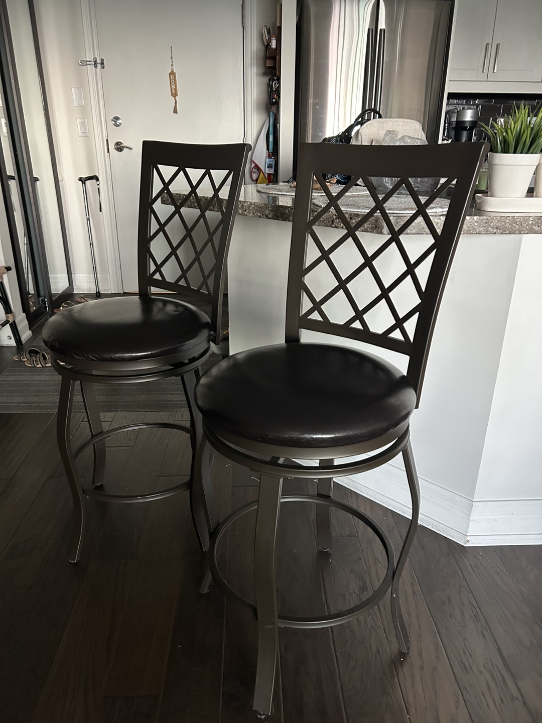 Set of 2 Swivel Bar Stools - photo 4