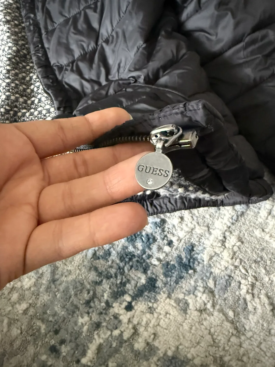 Guess Black Puffer Jacket image indicator(3)