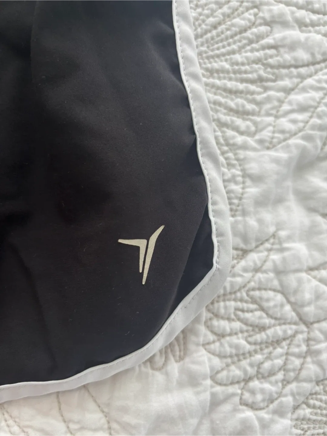 Old Navy active shorts image indicator(5)