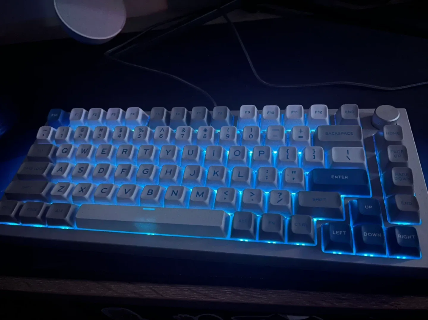 Glorious GMMK Pro 75% Barebone Keyboard image indicator(2)