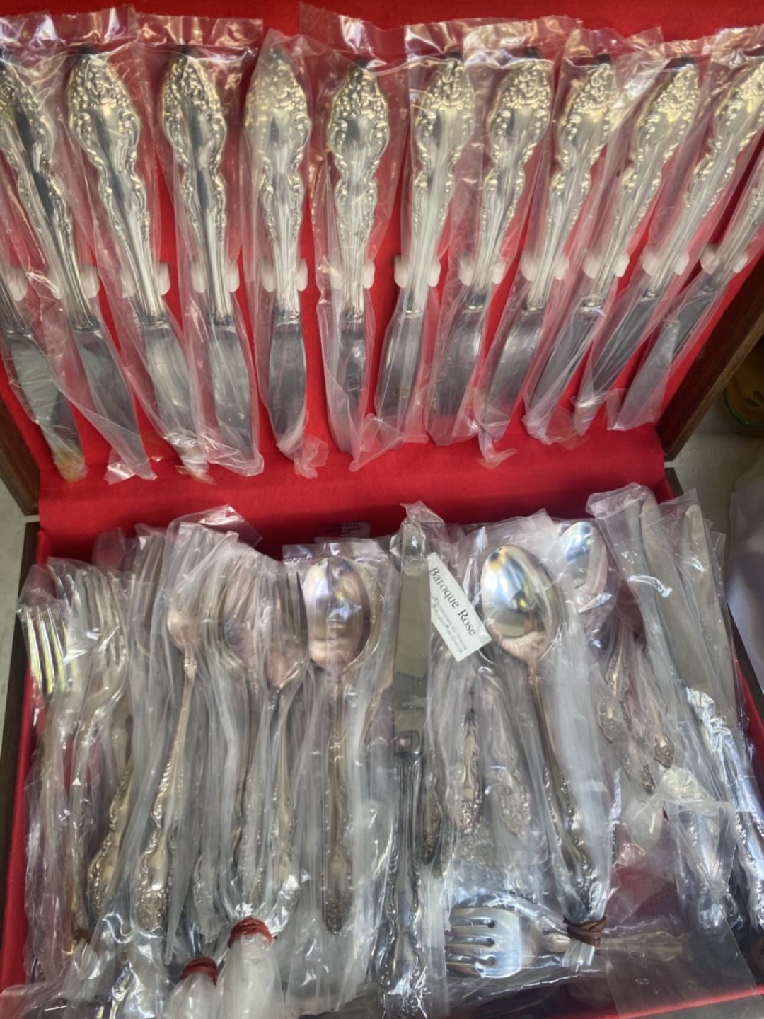 Oneida Baroque Rose Silverware Set vintage - photo 5