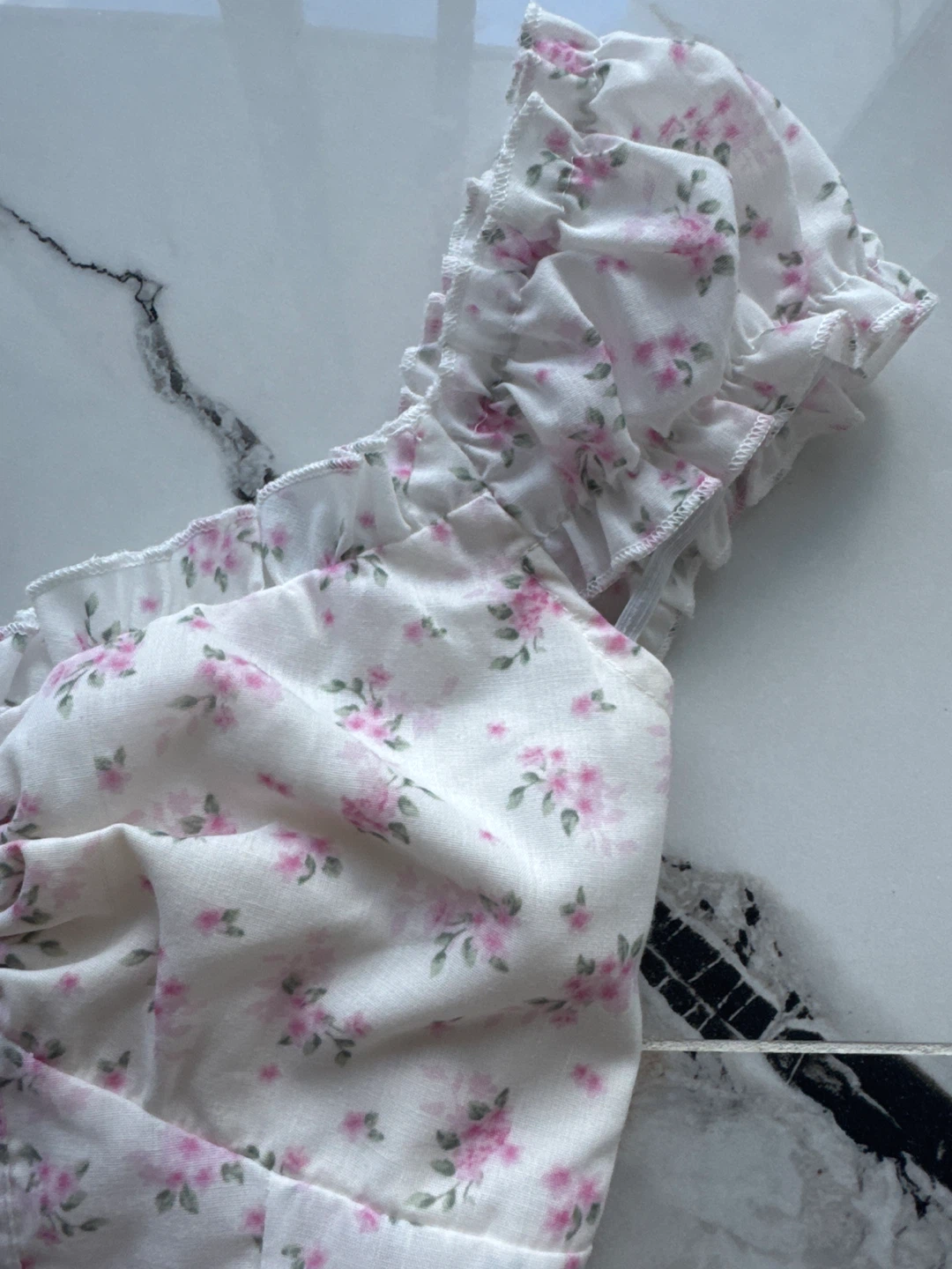 Floral Ruffle Top - Size Small - photo 5