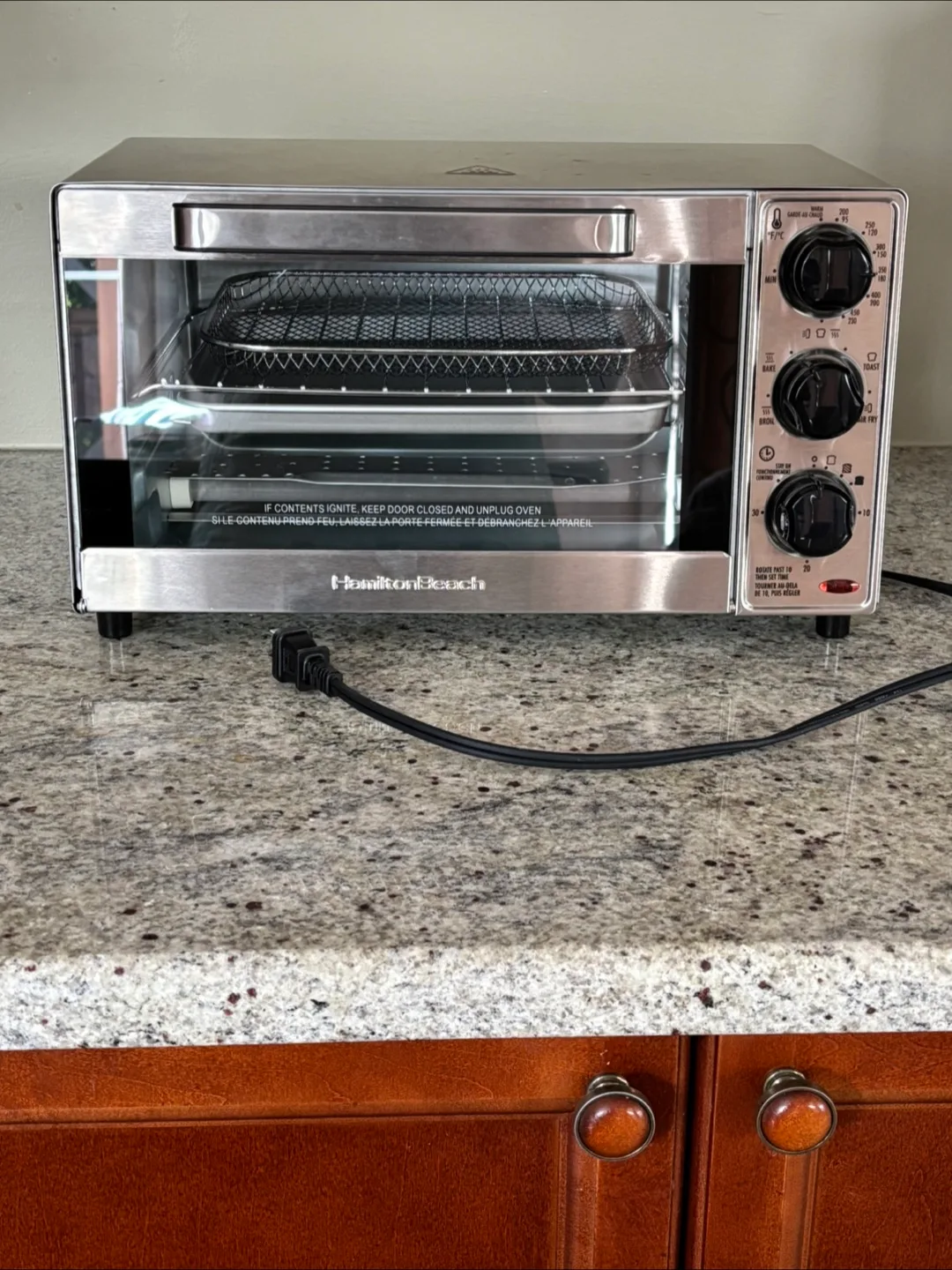 Hamilton Beach Toaster Oven thumbnail
