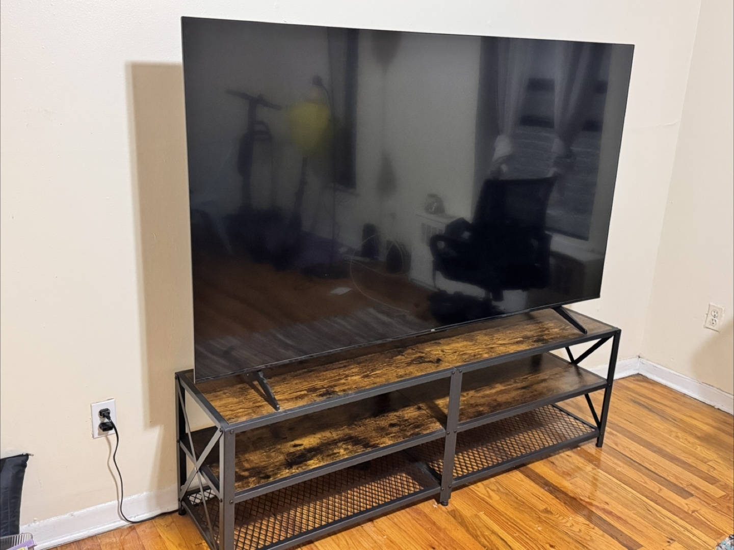 TCL 75" 4K UHD Smart TV - Model 75S470G