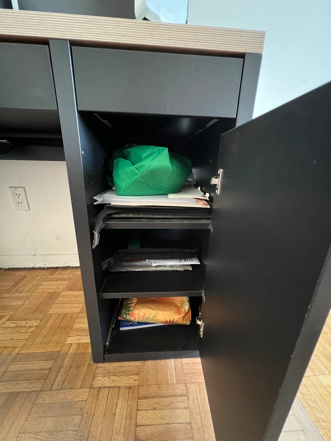 Black Gaming Desk with Storage - photo 5