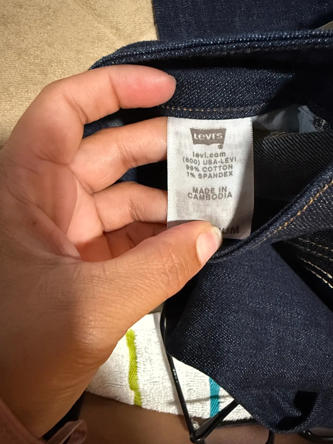 NWT Levi's 545 Low Boot Cut Jeans - Size 14 Medium image indicator(5)