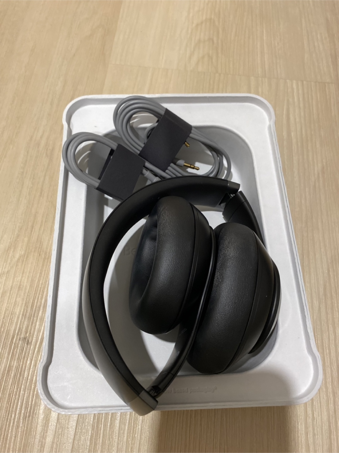 Beats Studio Pro Black Headphones with Box - photo 4