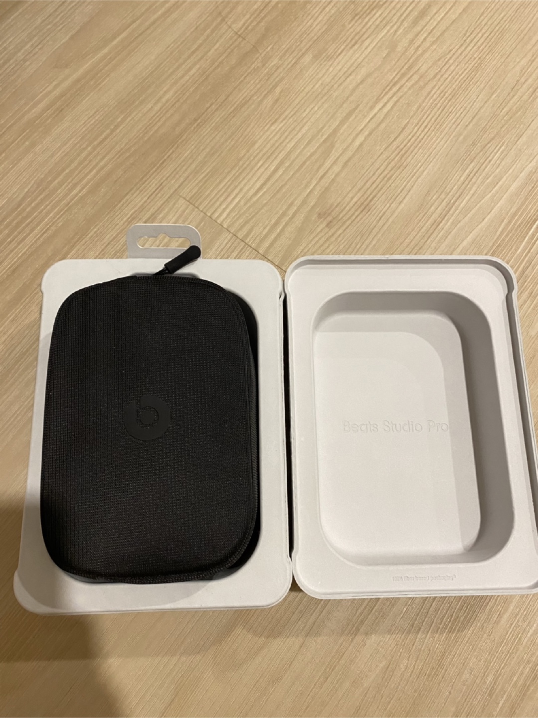 Beats Studio Pro Black Headphones with Box - photo 3