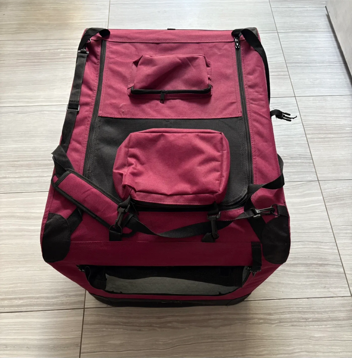 AmazonBasics Soft-Sided Dog Crate – Large – $70 OBO image indicator(2)