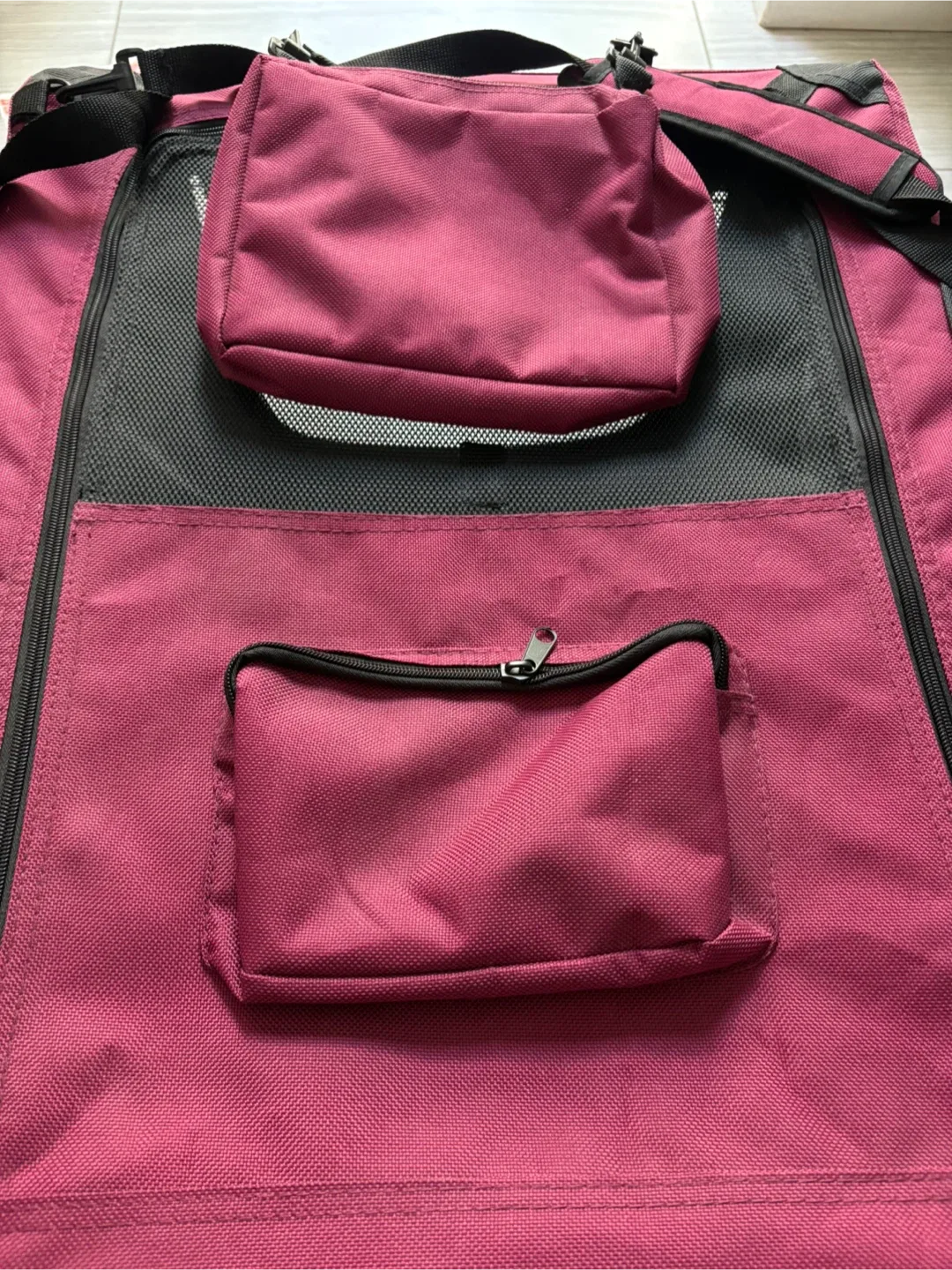 AmazonBasics Soft-Sided Dog Crate – Large – $70 OBO image indicator(5)