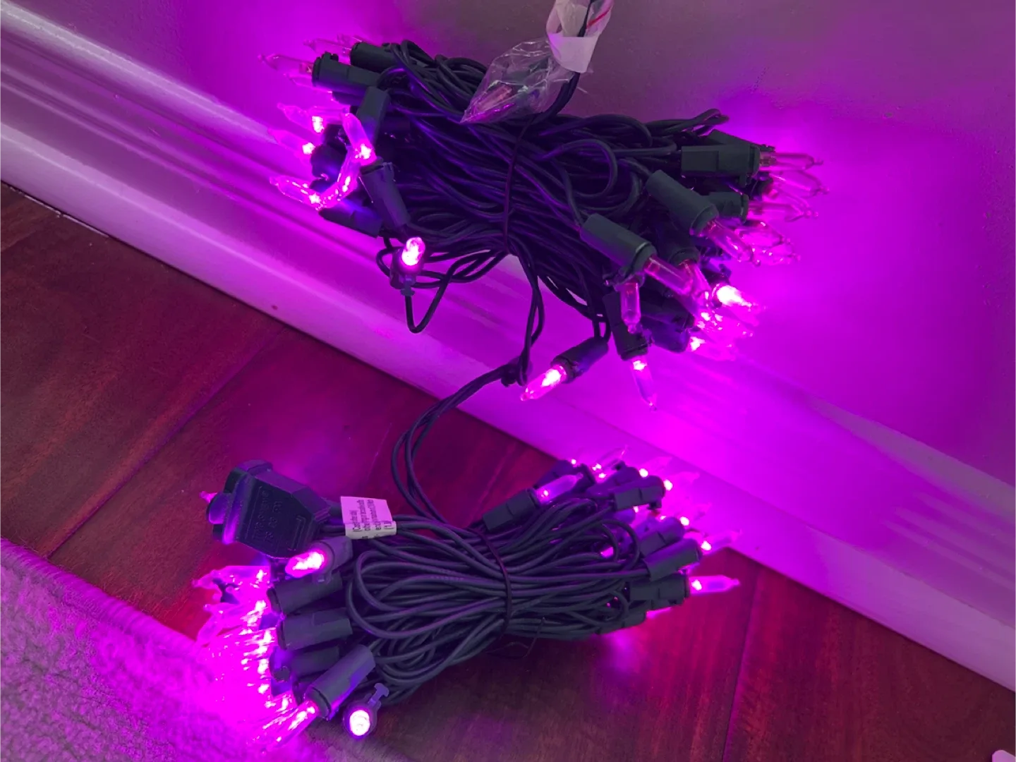 SILVOM 100 LED Mini Pink Lights - New thumbnail
